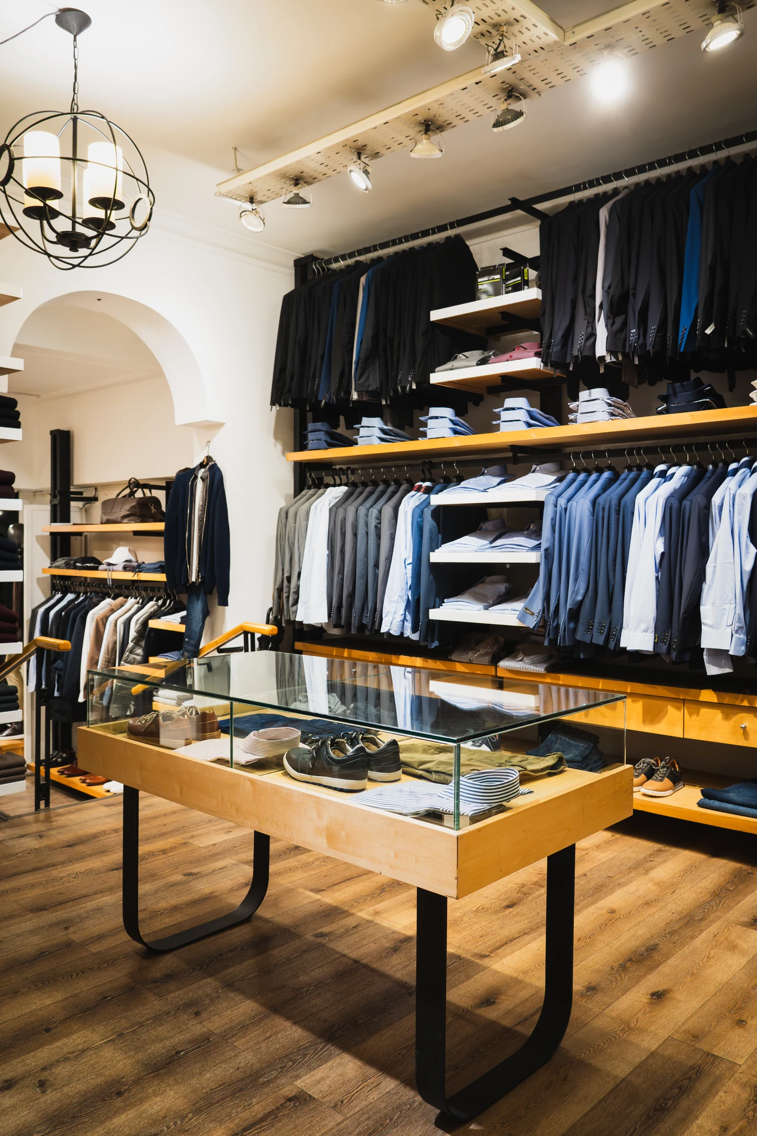 Interior del local Trimness en San Miguel de Tucumán
